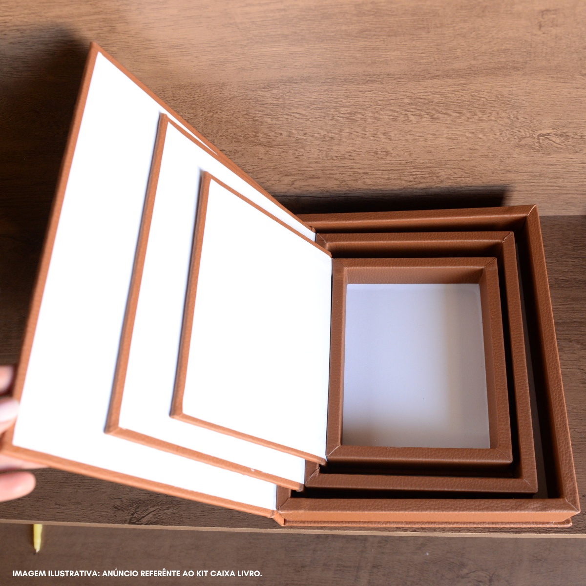 Kit 3 Caixa Livro Falso MDF DOLARO CARAMELO Marrom Decorativa Porta Objeto Elegante - Imagem 4